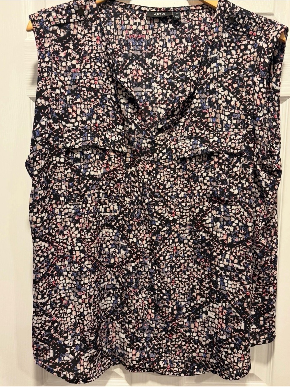 Apt. 9 Black Sleeveless Camisole with Pink and Blue Dots